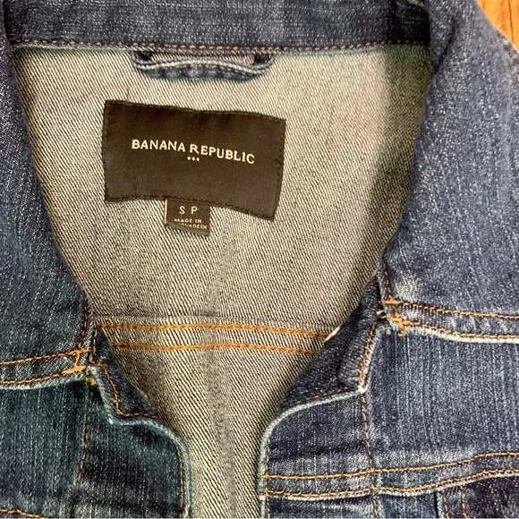Banana Republic Denim Jacket - Picture 9 of 12